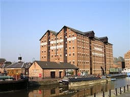 Gloucester Waterways Museum at Gloucester docks